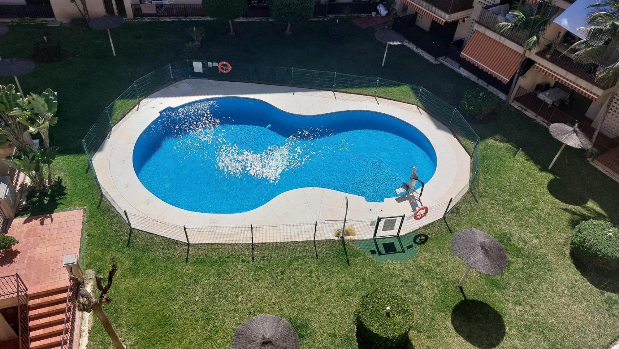 Apartamento Herrera Манилва Экстерьер фото